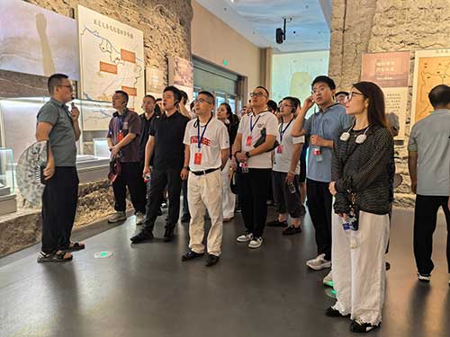 中糧集團(tuán)大悅城控股北方大區(qū)公司西安公司黨總支部精心策劃了一場(chǎng)以“踐行西柏坡精神,走好新時(shí)代趕考路”為主題的紅色踐學(xué)活動(dòng) 中糧集團(tuán)大悅城控股北方大區(qū)公司西安公司黨總支部精心策劃了一場(chǎng)以“踐行西柏坡精神,走好新時(shí)代趕考路”為主題的紅色踐學(xué)活動(dòng)