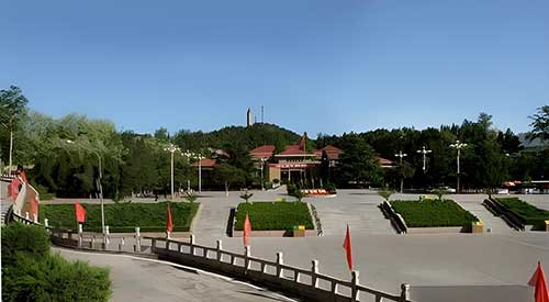 西柏坡干部培訓(xùn)學(xué)院重走趕考路